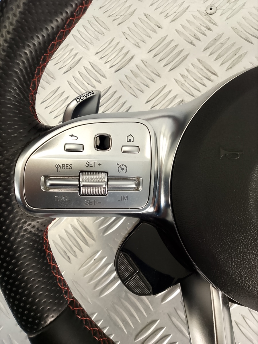 Volante con Airbag AMG Mercedes A200 A250 CLA GLC GLE A35 2.0 OEM A0050051399 - immagine 2