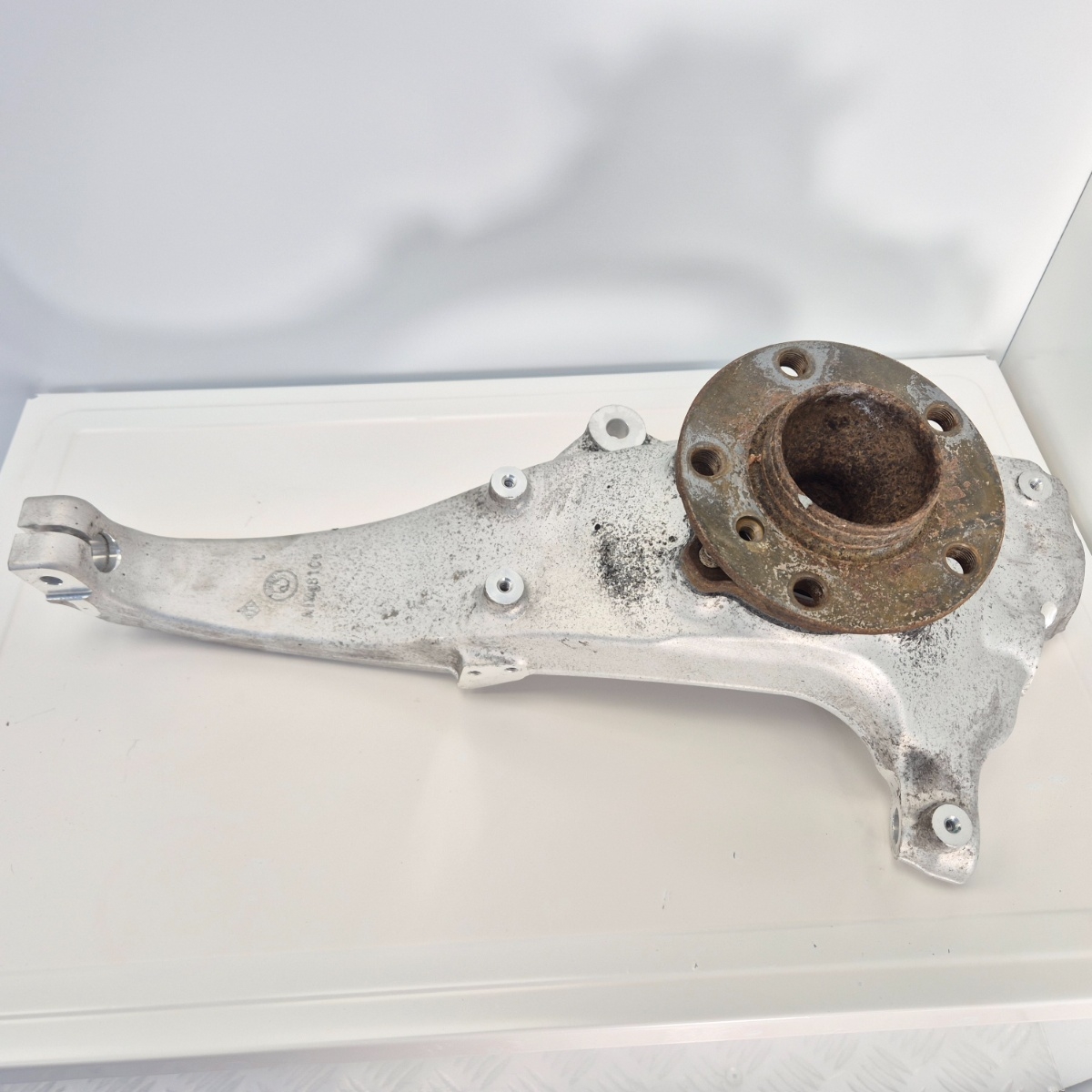 Fuso Mozzo Anteriore Sinistro BMW Serie 5 6 F10 F11 F06 F12 OEM 31216775769