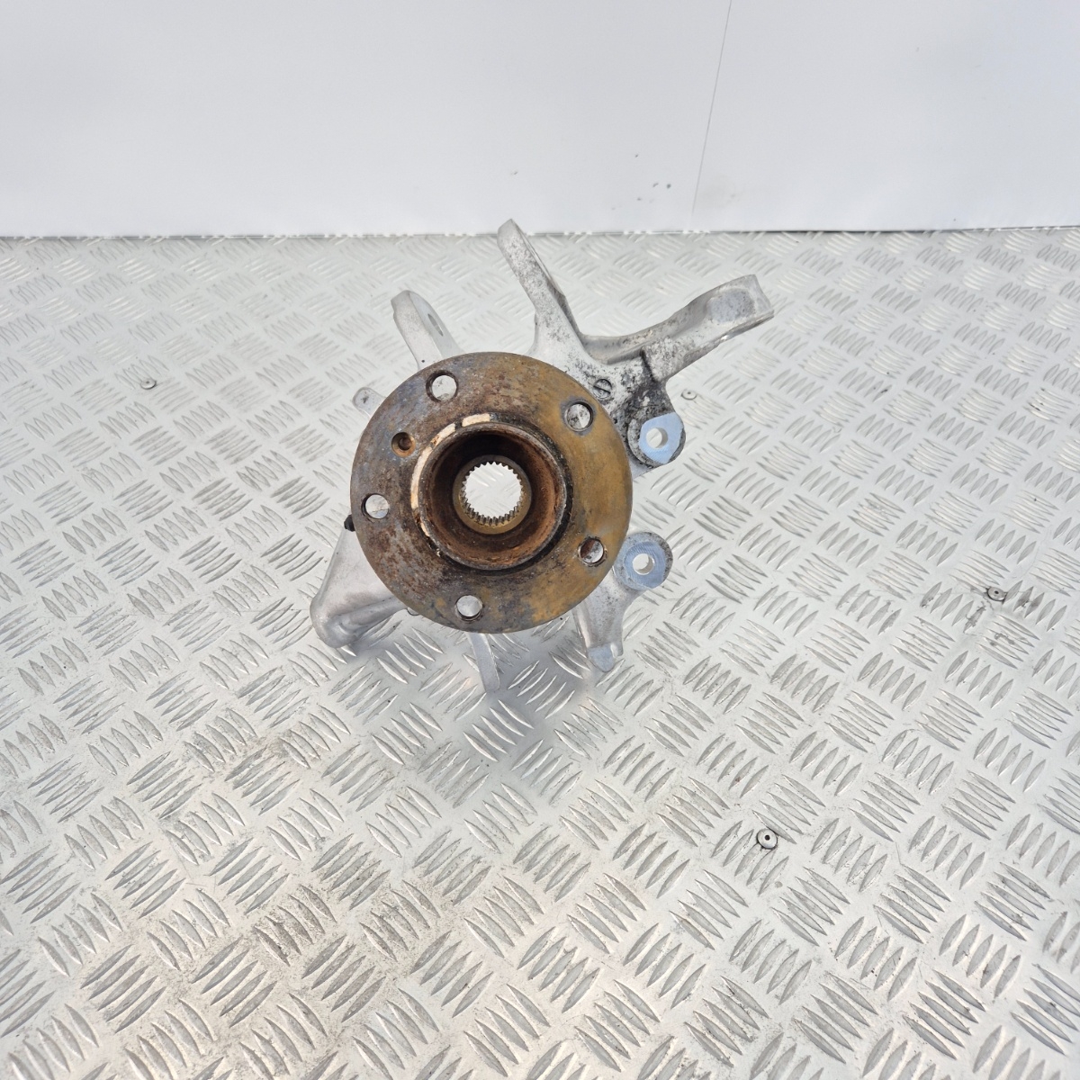Fusello anteriore BMW Serie 5, 6, 7 - Codice OEM 6796100 - immagine 2