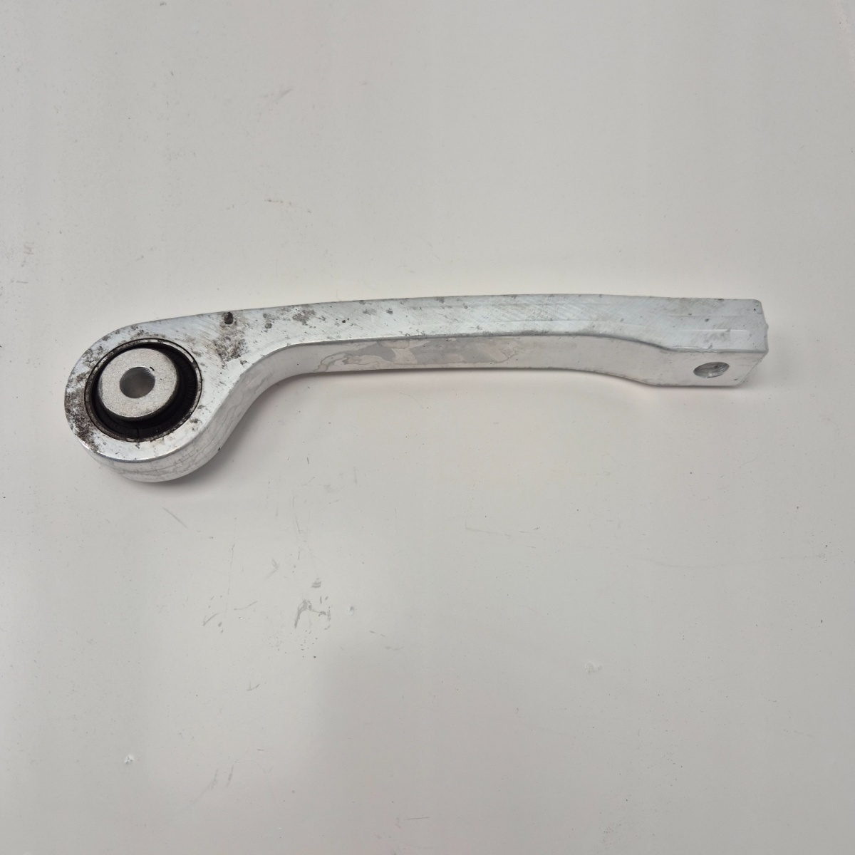 Braccio Barra Stabilizzatrice Posteriore A4 B9 A6 C8 A7 Q5 8W0505465B - immagine 3