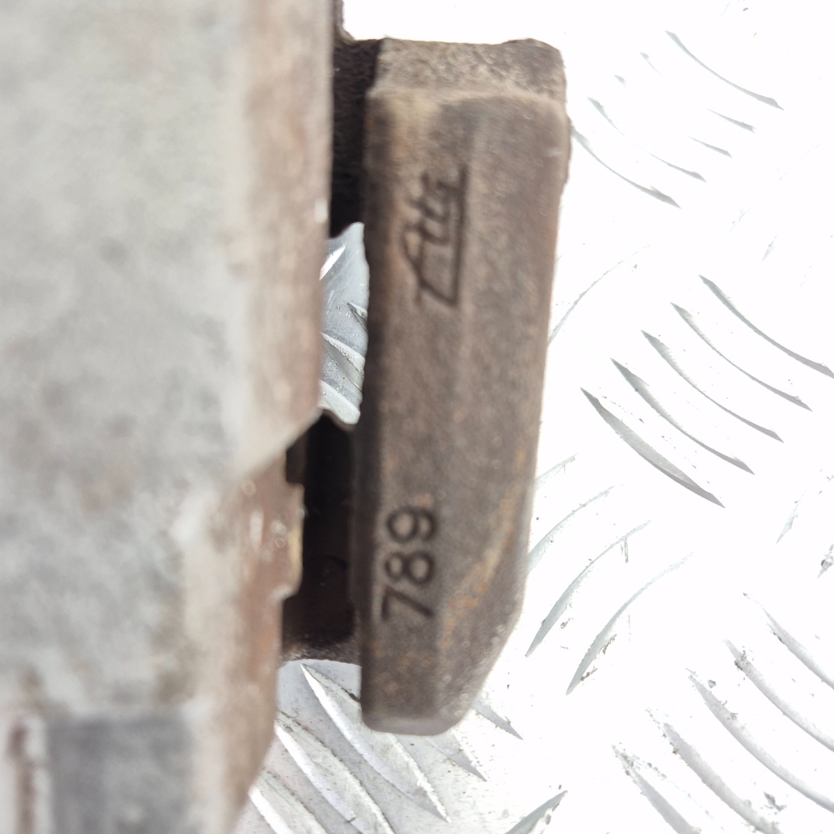 Pinza Freno Posteriore Sinistra BMW 1 3 5 X1 X3 OEM ATE 44/20 BMW – Originale Usata - immagine 2