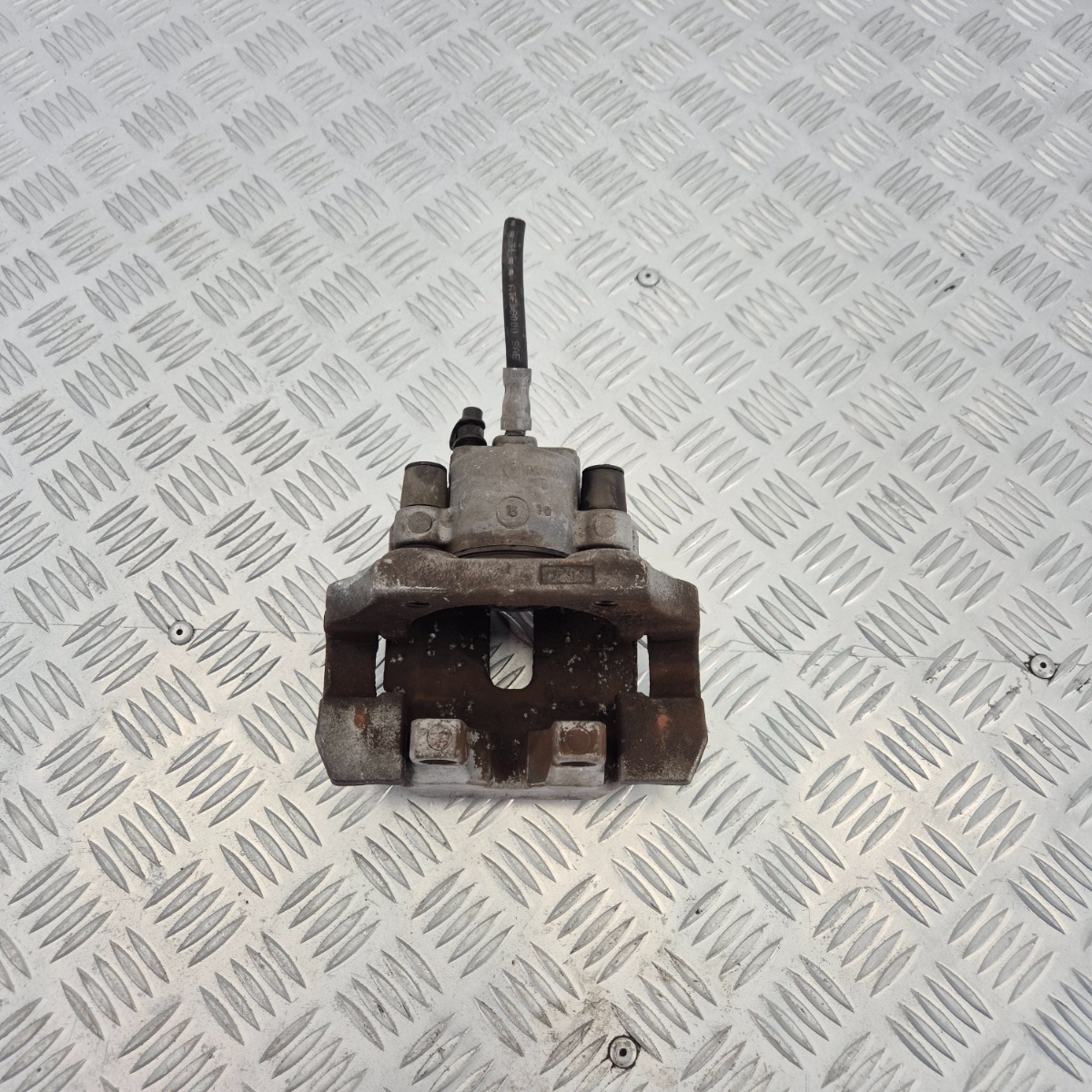 Pinza Freno Posteriore Sinistra BMW 1 3 5 X1 X3 OEM ATE 44/20 BMW – Originale Usata - immagine 3