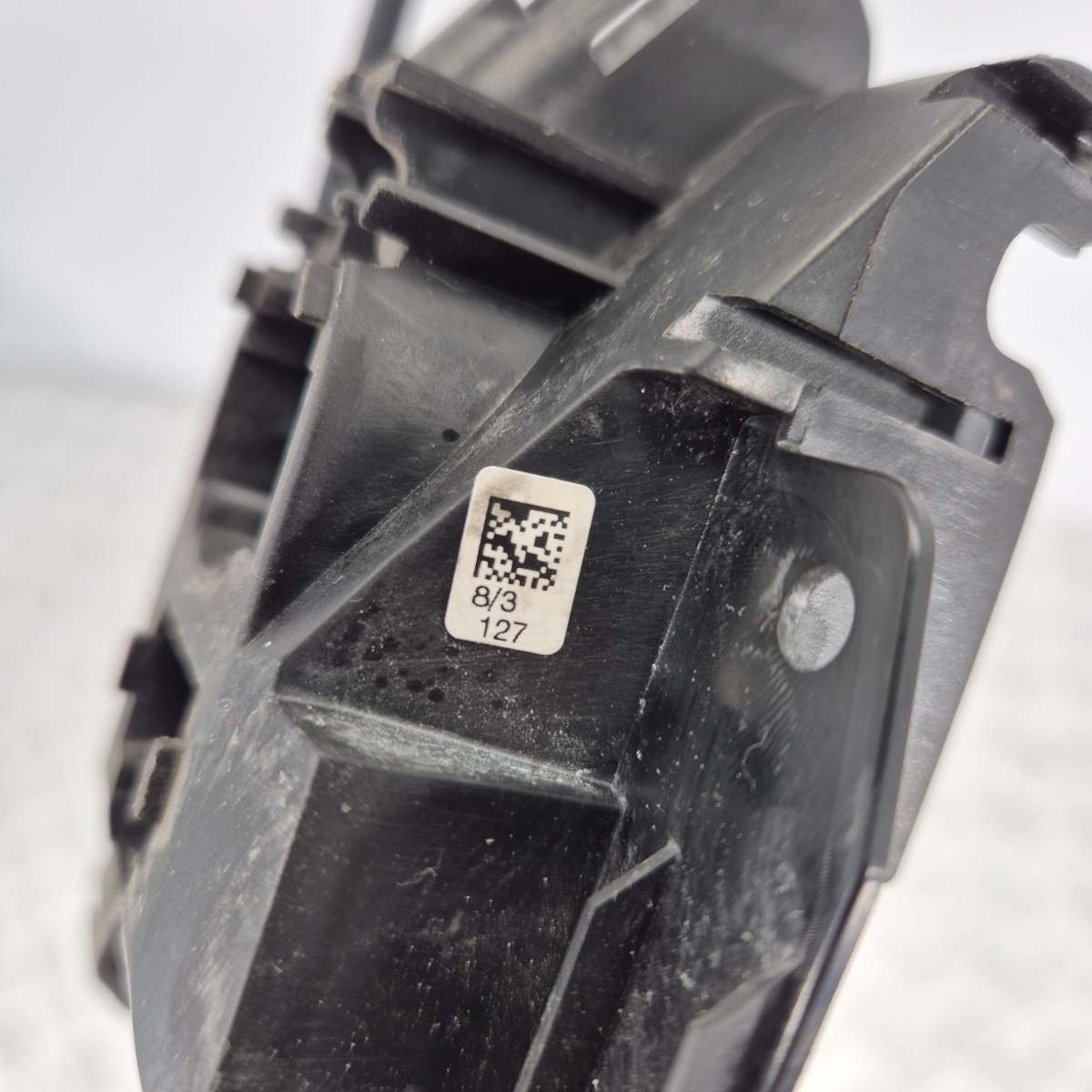 Supporto Maniglia Porta SX Land Rover Evoque Freelander (2011–2018) OEM BJ32-224H08 - immagine 4