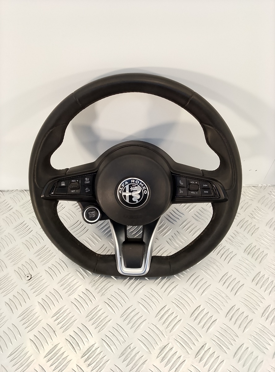 Volante Multifunzionale Alfa Romeo Tonale Stelvio Giulia OEM KSS-3719906899CDU-AF - immagine 5