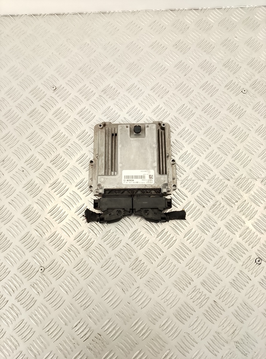 Centralina Motore Bosch  OEM  0281037069 / 46349697 ECU Alfa Romeo Stelvio (949) 2.2 JTD