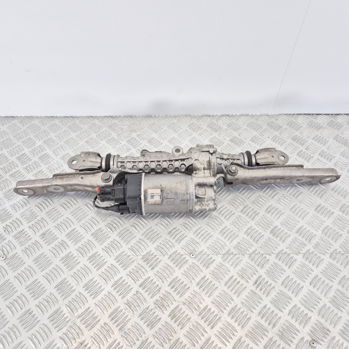 Servosterzo Posteriore AKC ZF BMW G30 G01 G05 OEM 689507603 7828177198