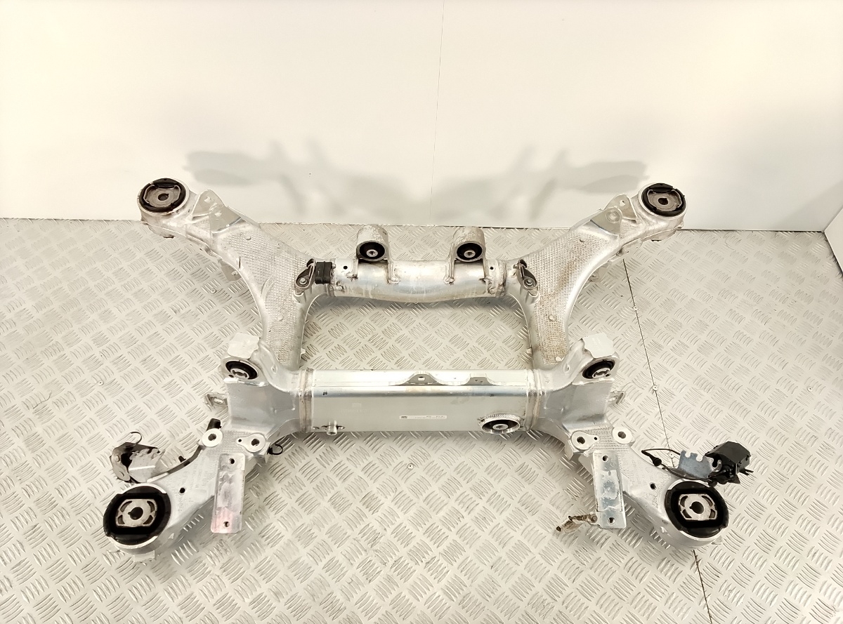 Telaio posteriore BMW X5 G05 X6 G06 X7 G07 OEM 6894149 originale