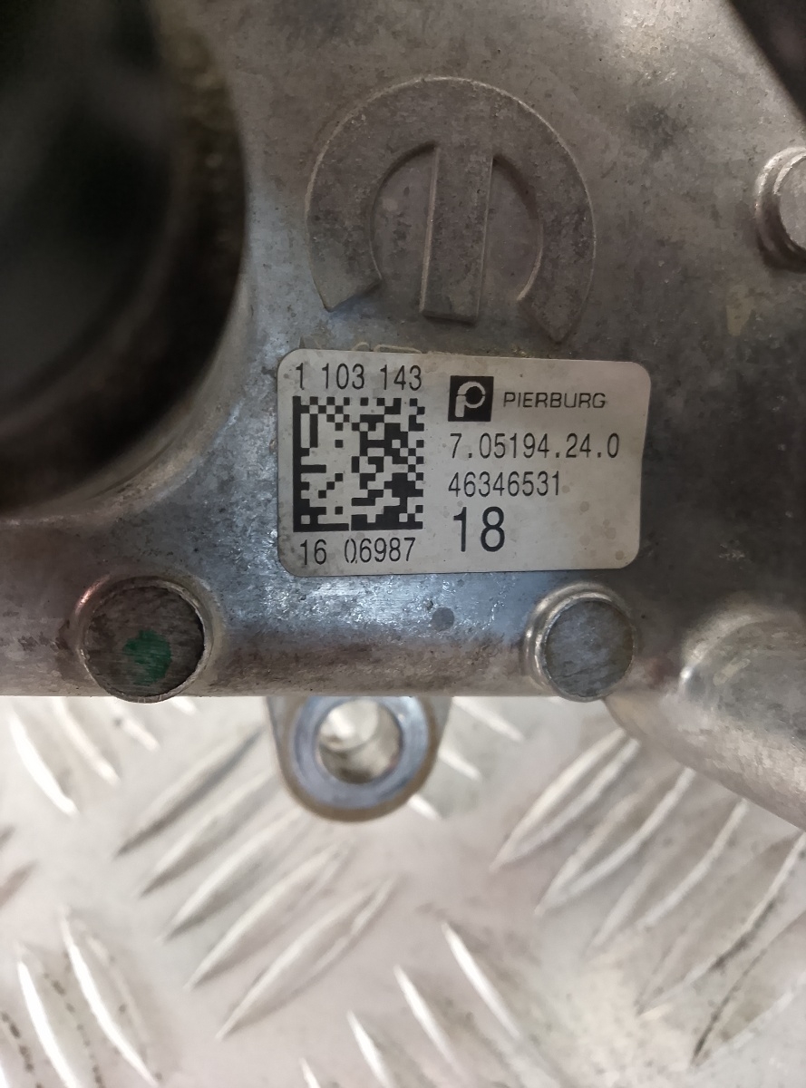 Valvola EGR Alfa Romeo Giulia Stelvio 2.2 JTDm OEM 46346531 Pierburg - immagine 6