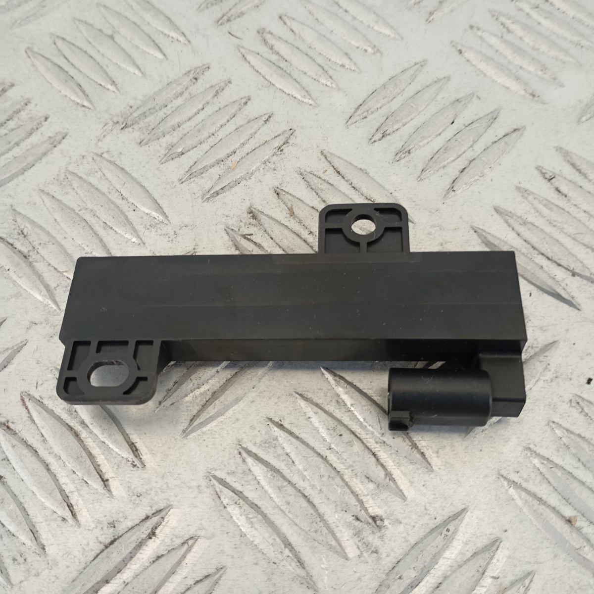 Amplificatore Antenna Keyless Go Jeep Renegade Compass P04749301AB - immagine 2