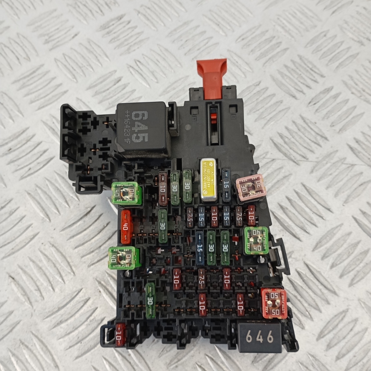 Centralina Portafusibili Controllo Batteria VW T-Roc Audi A3 5Q0937615C - immagine 3