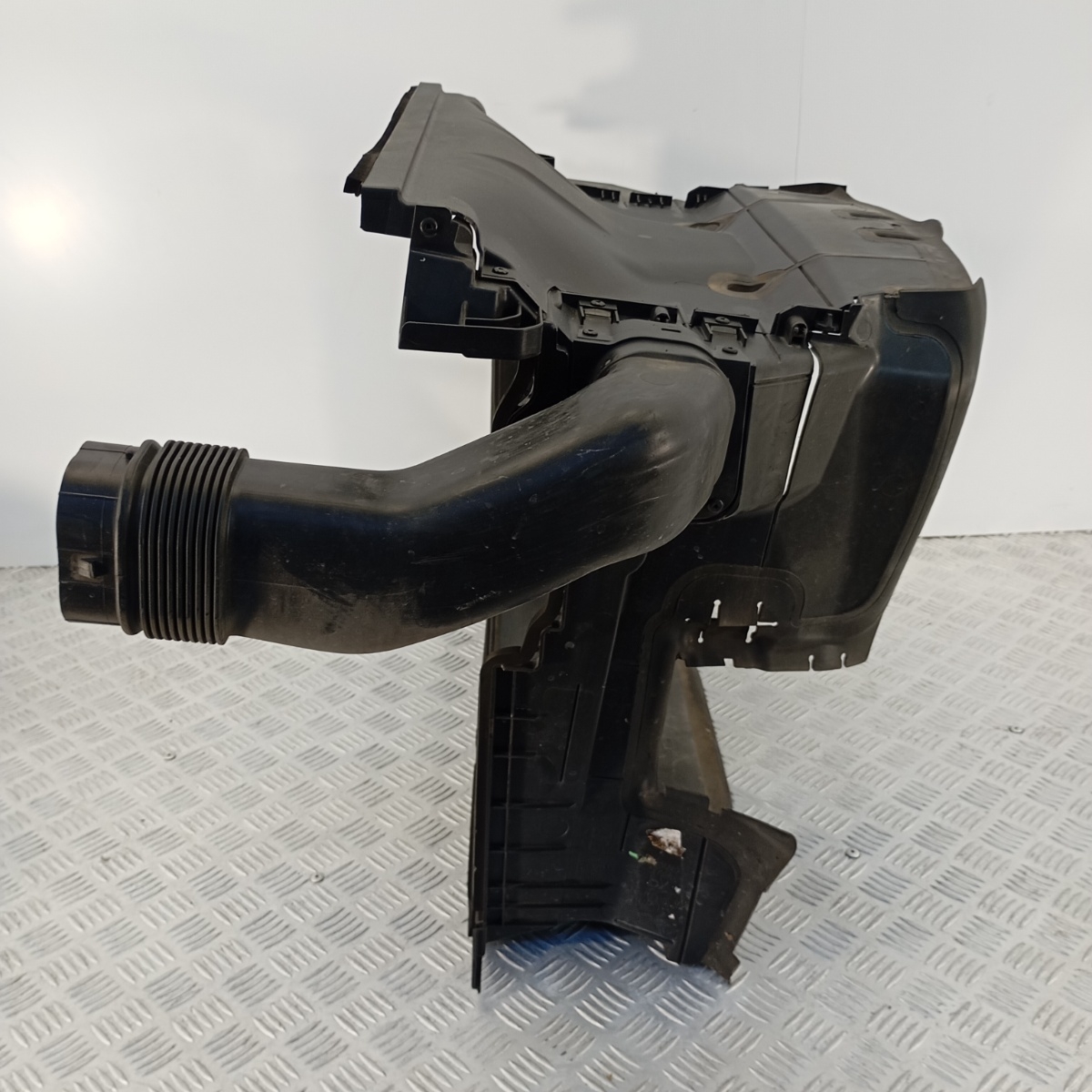 Condotto aria motore Alfa Romeo Stelvio 2016-2024 OEM LS396002 LS396001 SI7996 - immagine 3
