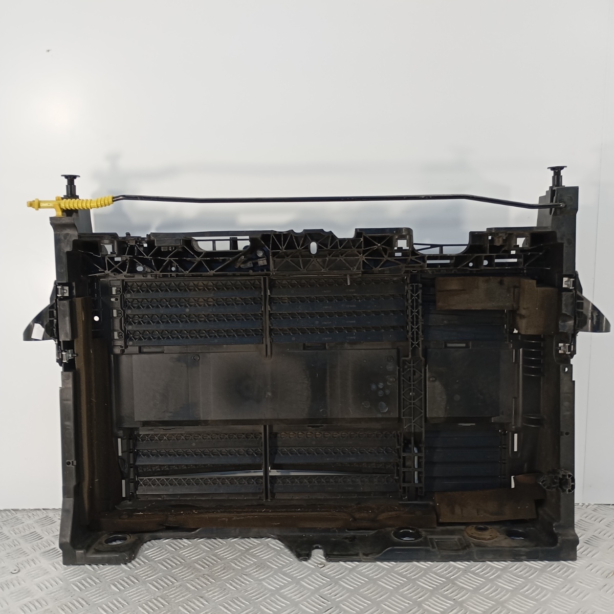 Griglia | Frontale Radiatore Attiva Ford OEM L1TB-S16E146-A / M1TB-S16E146-A - immagine 3
