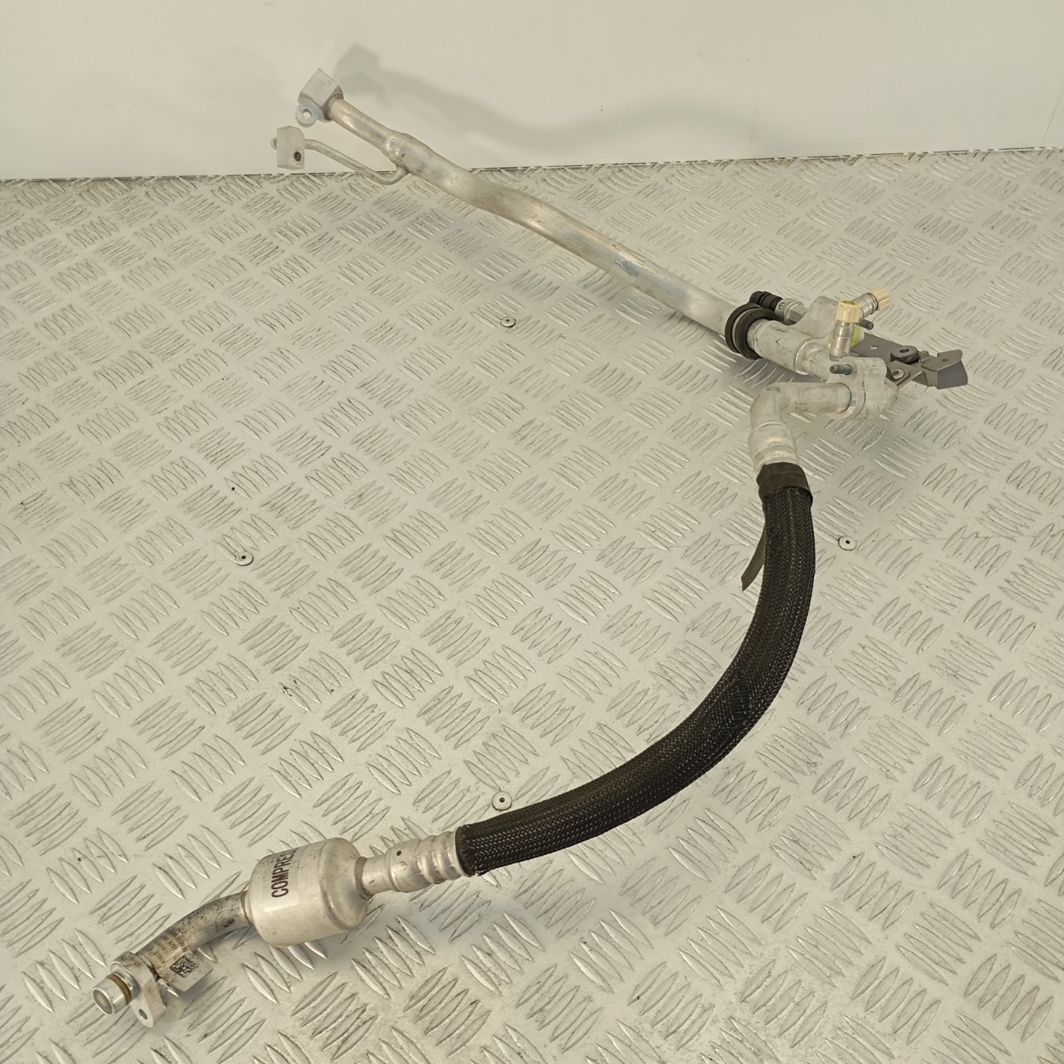 Tubo Compressore A/C Alfa Romeo Stelvio 2.2 Diesel 210CV OEM 00505353030 - immagine 8