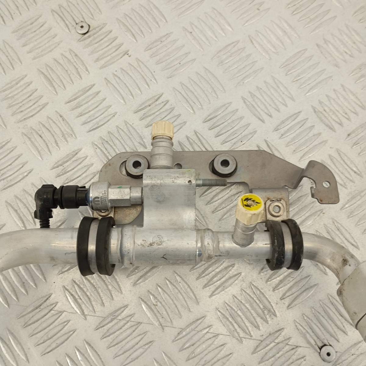 Tubo Compressore A/C Alfa Romeo Stelvio 2.2 Diesel 210CV OEM 00505353030 - immagine 5