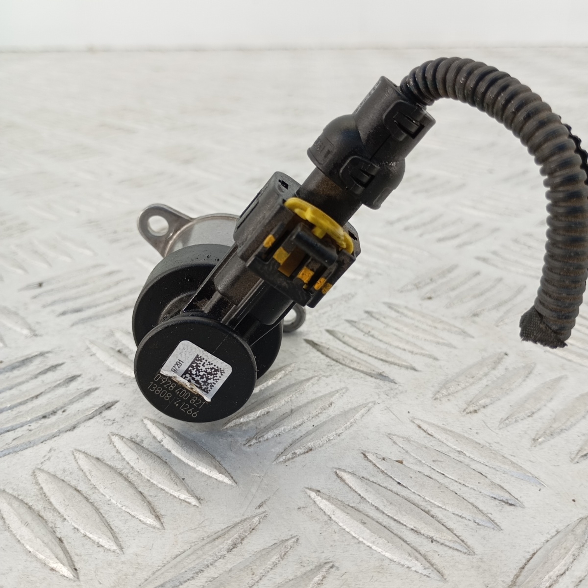 Valvola Regolazione Pompa Alta Pressione Bosch Giulia Stelvio Ducato 0928400821 - immagine 3
