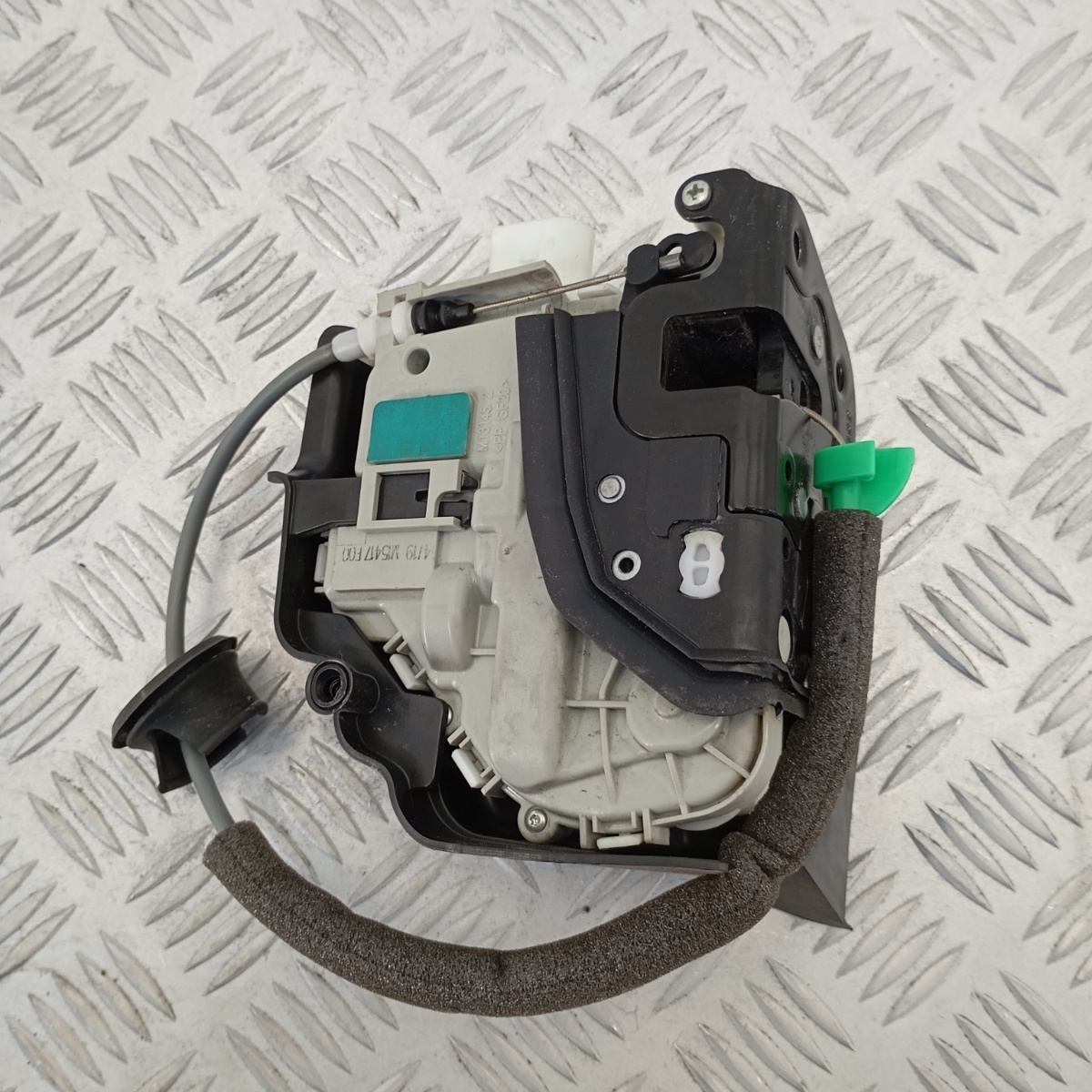 Serratura porta anteriore sinistra Audi A1 A3 A4 A5 Q2 Q5 TT VW Tiguan OEM 8X1837015C