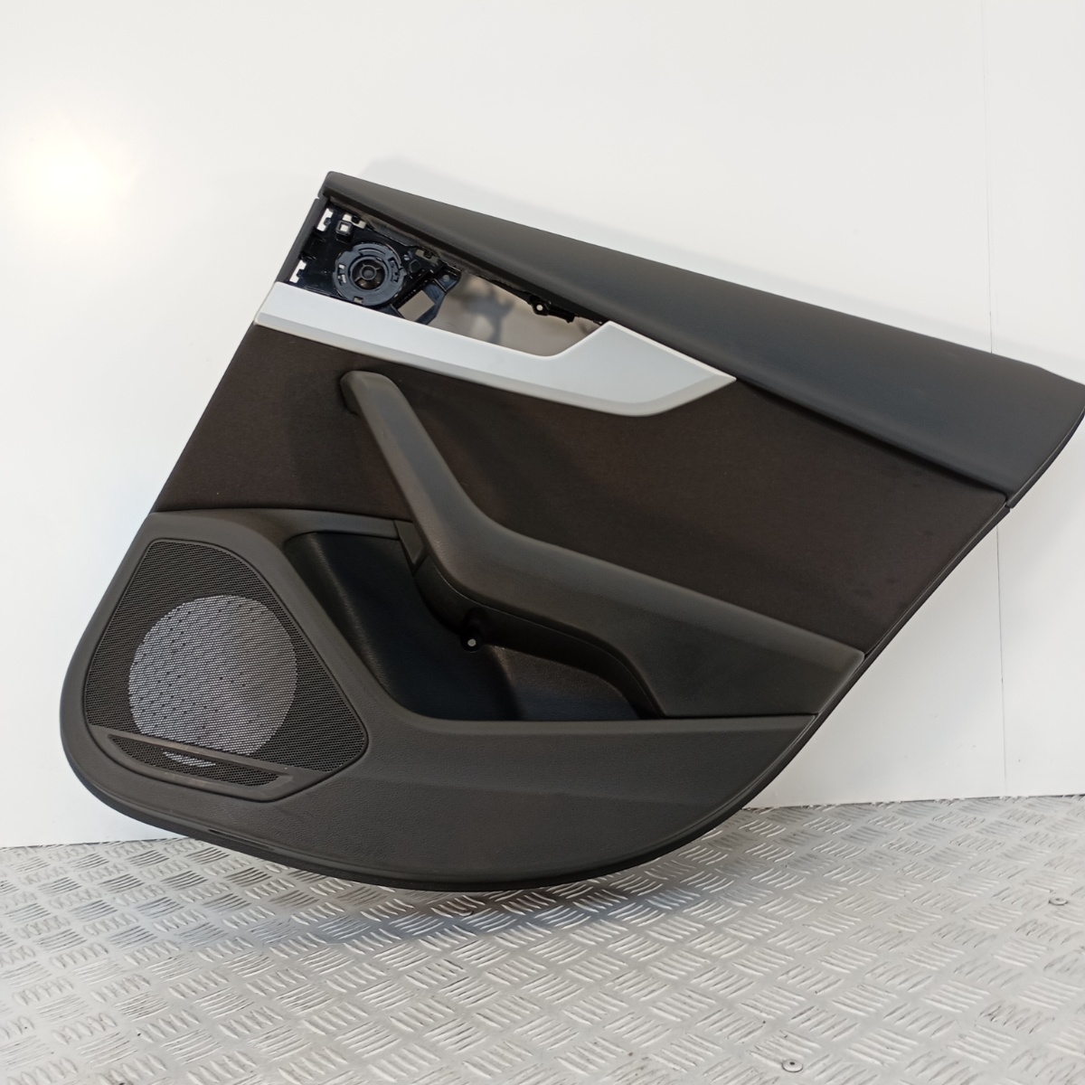 Pannello Porta Posteriore Destra Audi A4 Avant B9 B9.5 15-24 OEM 8W0867318