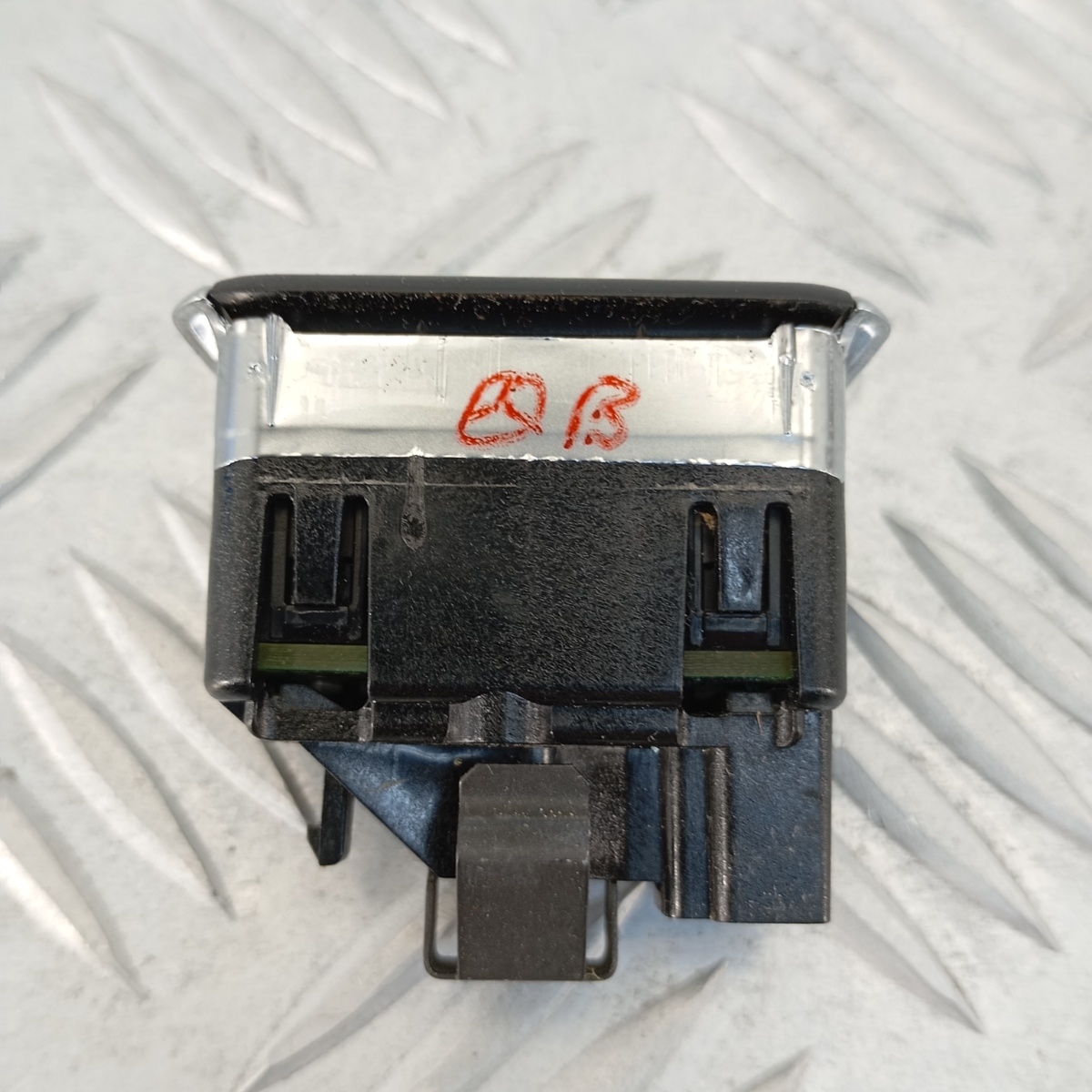 Interruttore Alzavetro Mercedes Classe B W246 C GLK A2049058102 - immagine 4