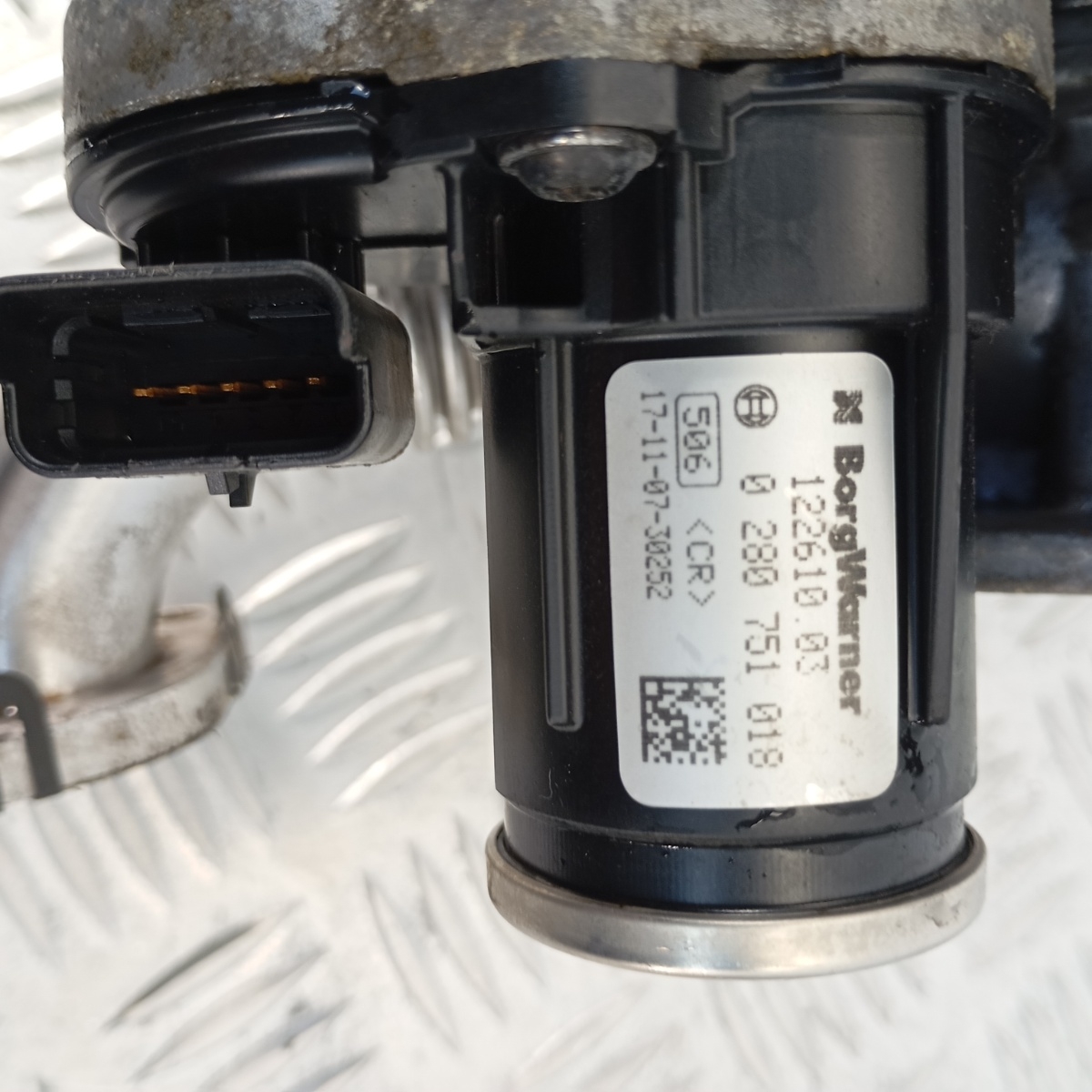 Valvola EGR Citroën DS5 SpaceTourer Jumper 2.0 HDi 2015–2021 OEM 9807593080 - immagine 4