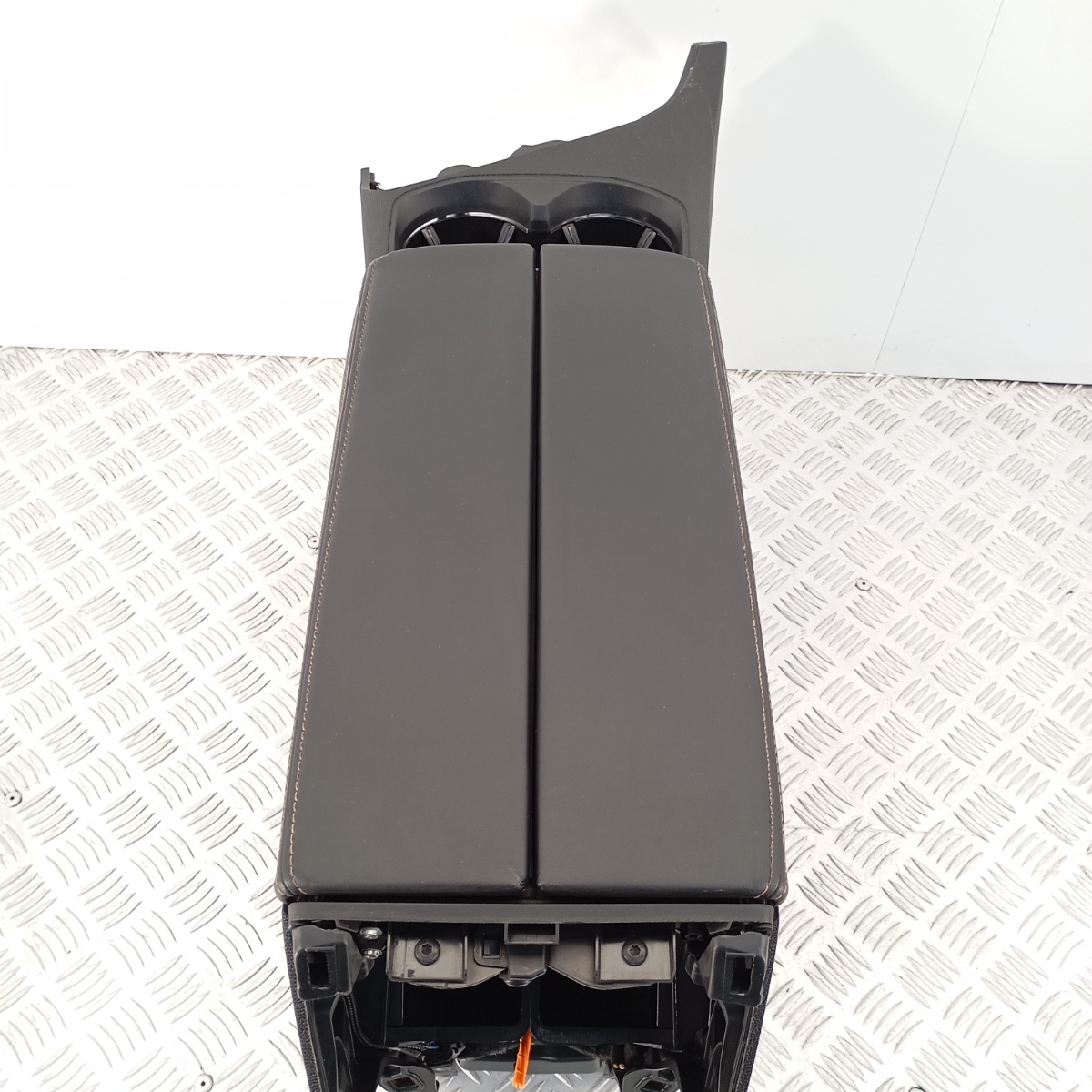 Console Centrale Completa Peugeot 3008 II Bracciolo Portabicchieri - immagine 2