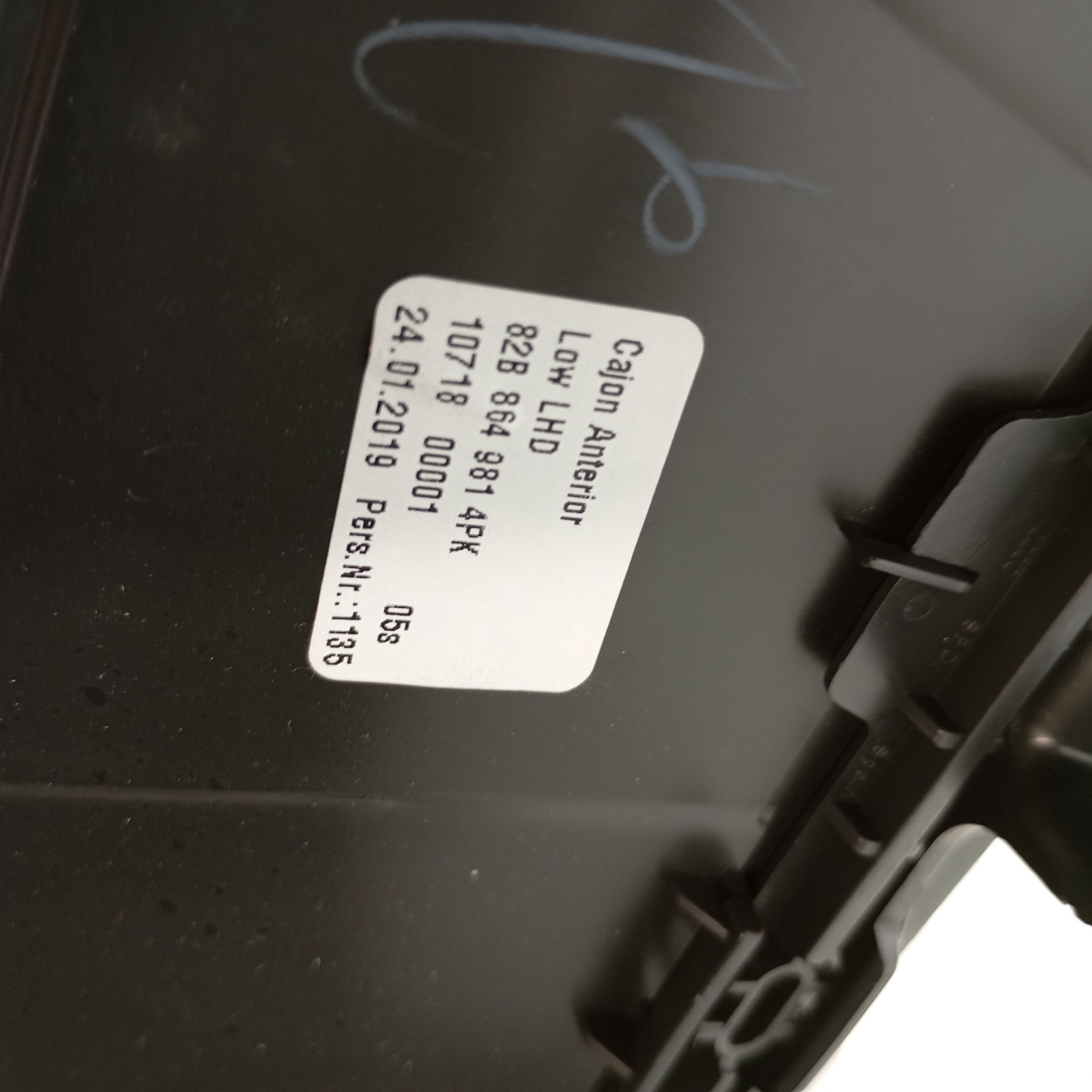 Console Centrale Bracciolo Audi A1 GB LHD OEM 82B8632434PK - immagine 6