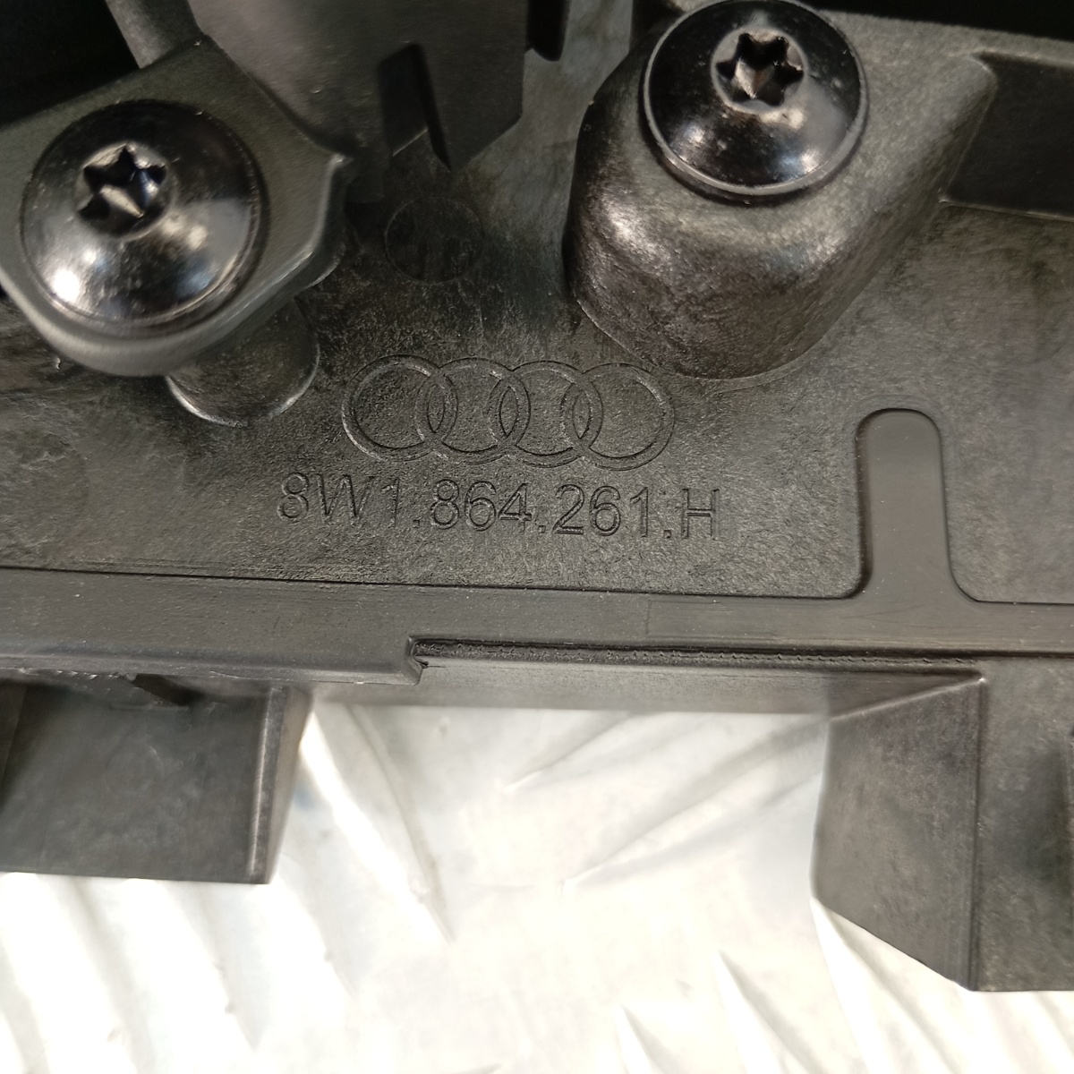 Cornice Console Centrale Portabicchieri Audi A4 A5 B9 2019 8W1864241D - immagine 8
