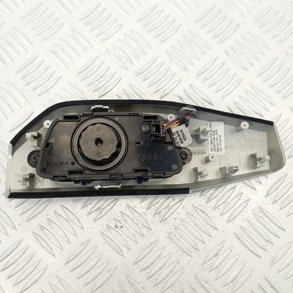 Interruttore Luci Fanali Audi A4 B9.5 2019–2024 OEM 8W1853189N/8258700801S - immagine 3
