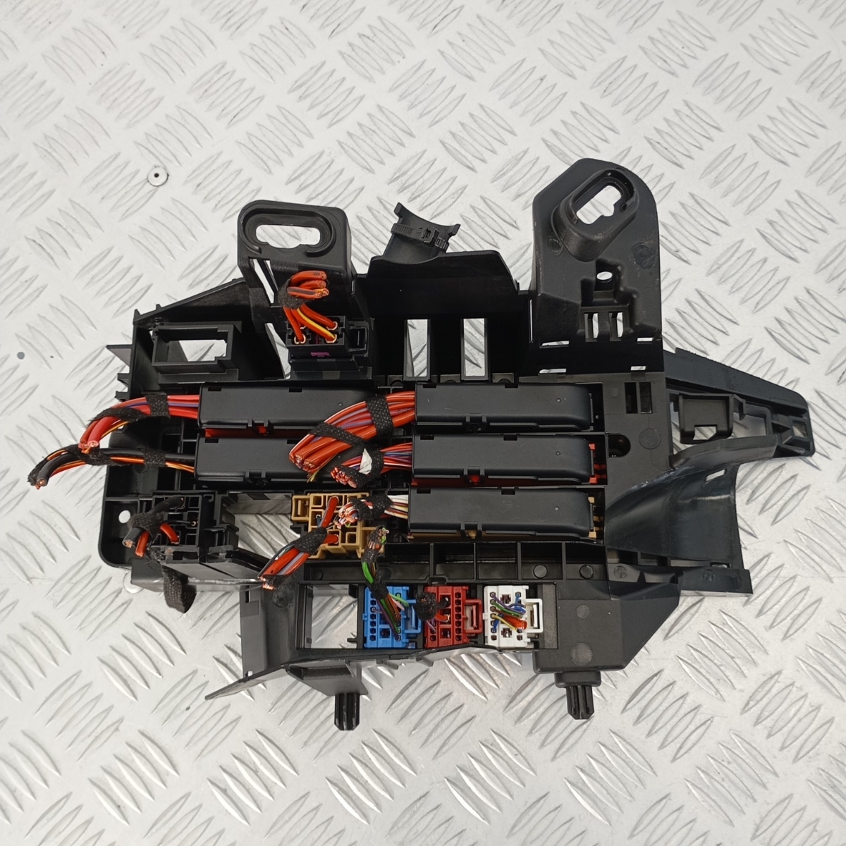 Scatola Fusibili Audi A4 A5 Q5 S5 RS5 17–24 OEM 8W0971845A - immagine 6