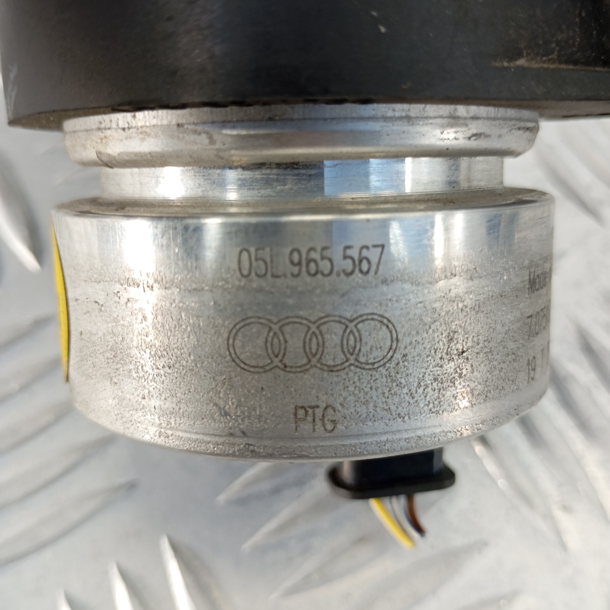 Pompa Ausiliaria Raffreddamento Audi A4 A5 A6 A7 Q5 Sportback OEM 05L965567 - immagine 5