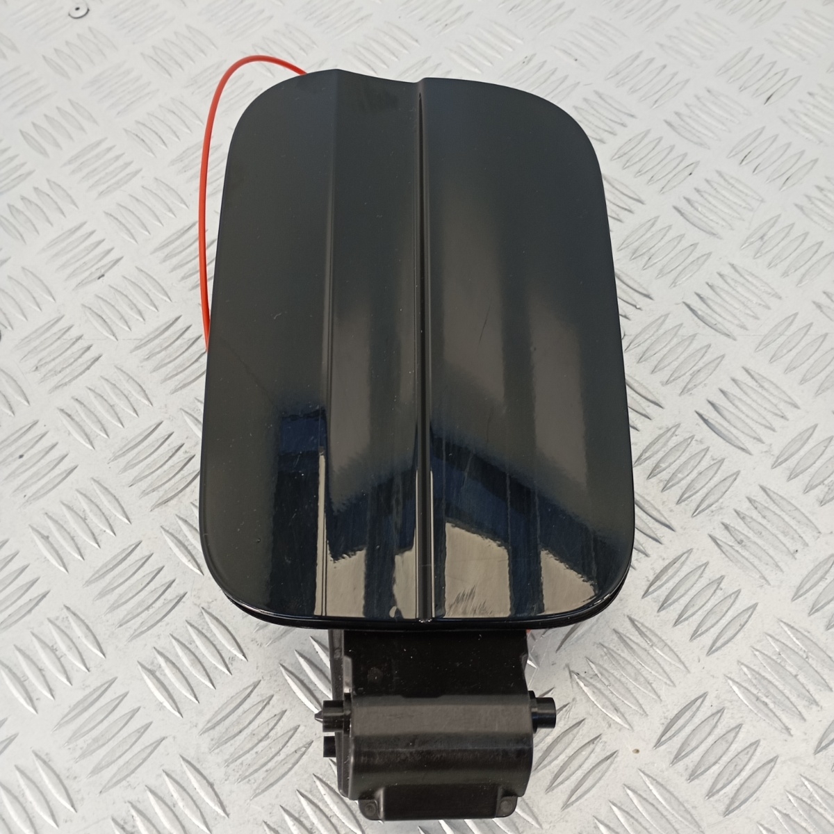 Sportellino Serbatoio Diesel AdBlue Audi A4 B9 A5 F5 Facelift 8W0809906D - immagine 8