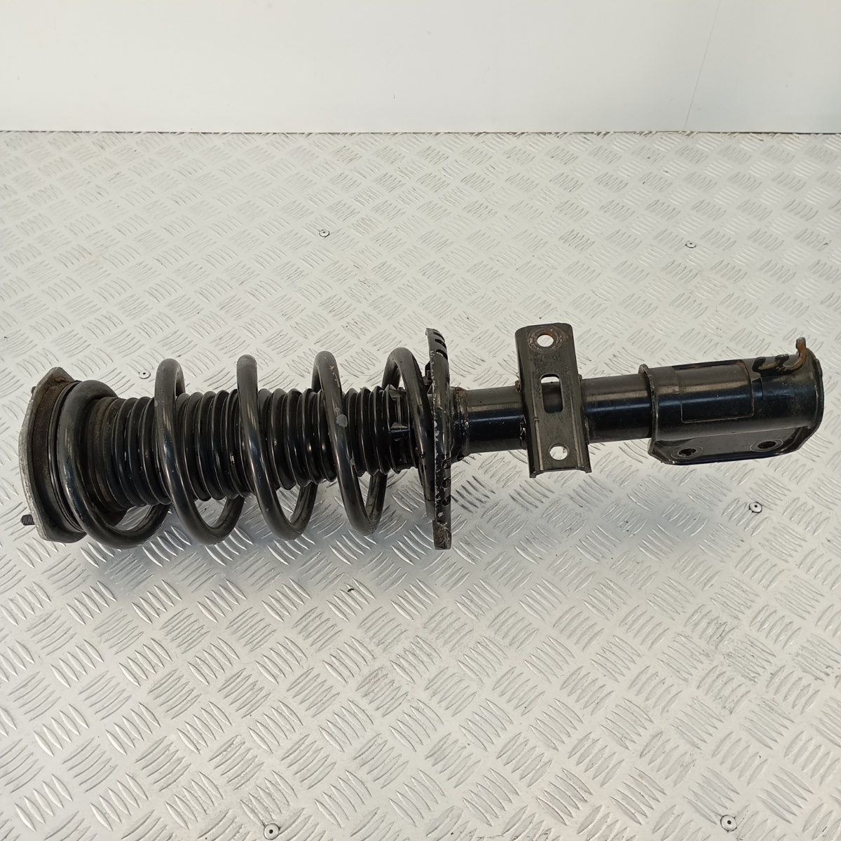 Ammortizzatore Anteriore VW Crafter MAN TGE 2.0 TDI OEM 2N0413031BF - immagine 2