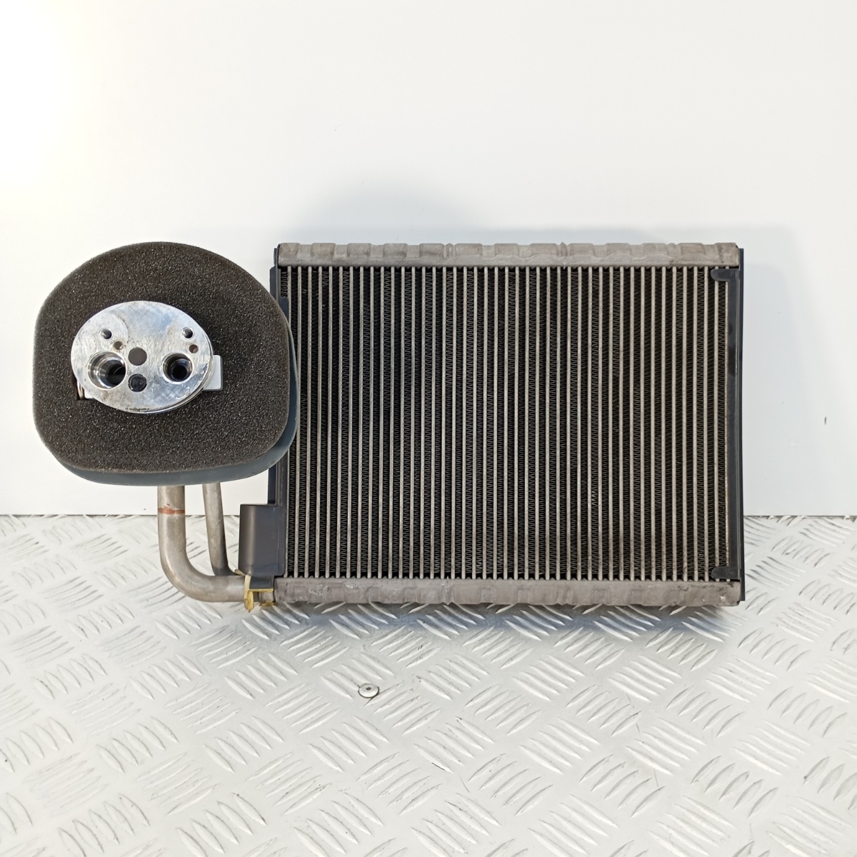 Condensatore Climatizzatore BMW Serie 5 F10 F11 BEHR U7589003