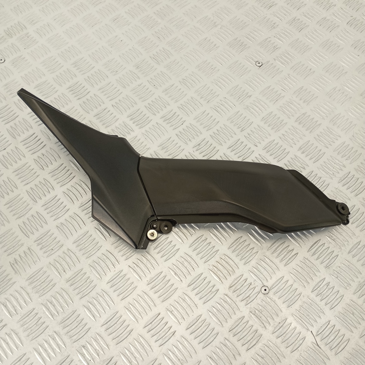 Coperchio Laterale Destro Kawasaki Z900 2017-2023  36001-0659