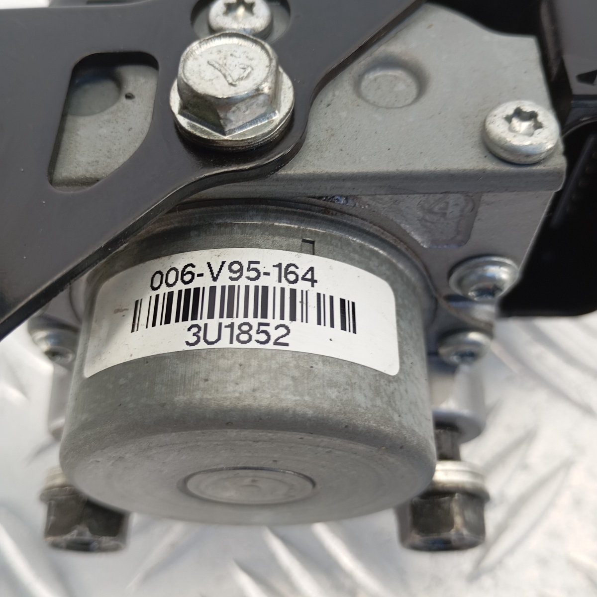 Modulo ABS ECU Freni Kawasaki Z900 Z900RS Café OEM 006-V95-164 - immagine 2