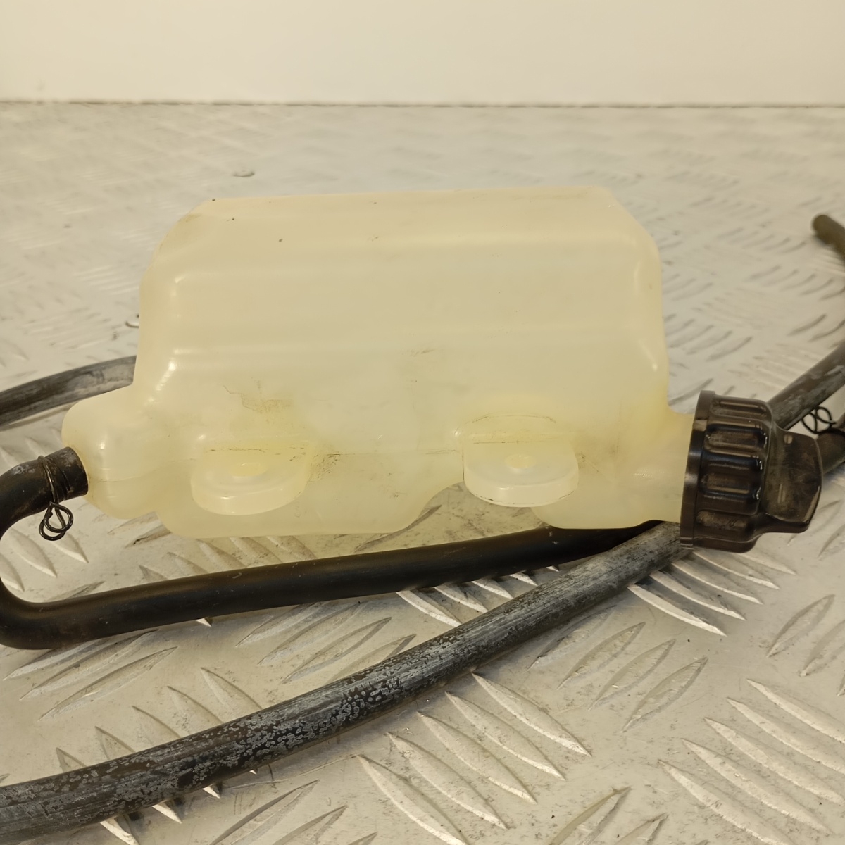 Serbatoio Espansione Liquido Refrigerante Kawasaki Z900 2017- 2023 - immagine 6