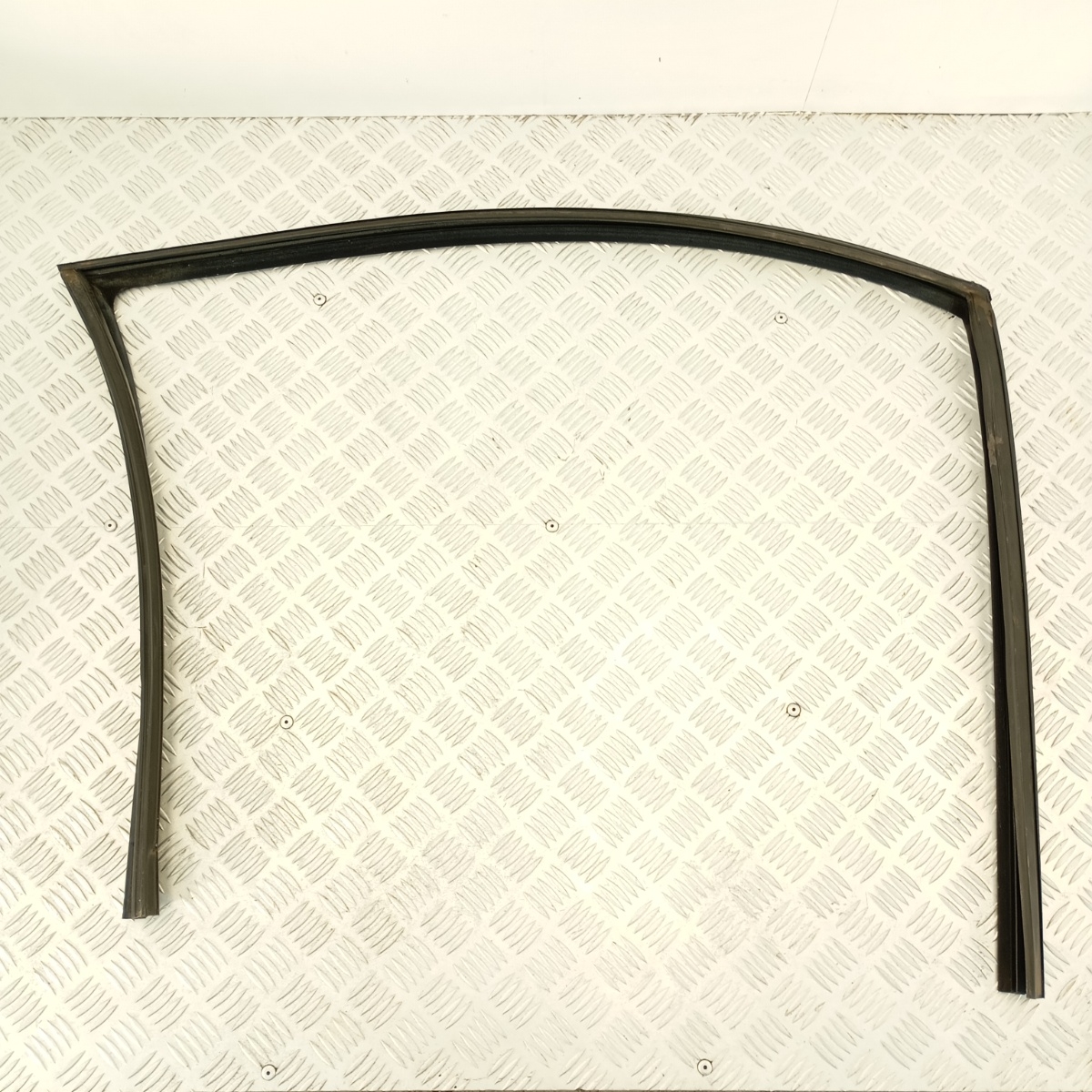 Guarnizione Porta Ant. Dx Jaguar XF 2007-2015 Hutchinson  EC6XA