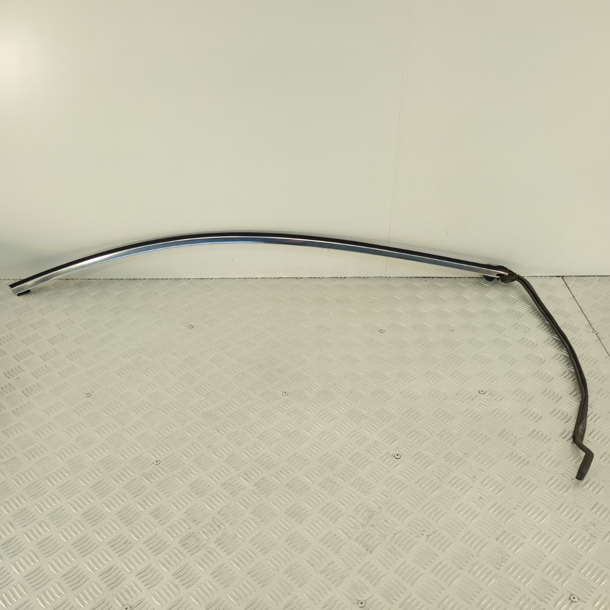 Cornice Cromata Guarnizione Porta Anteriore Destra Jaguar XF 2011 - immagine 4