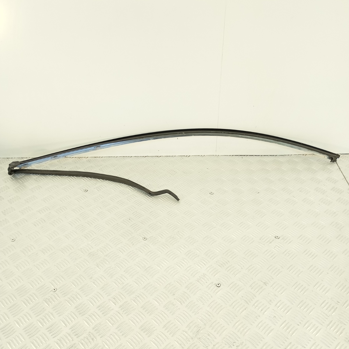 Cornice Cromata Guarnizione Porta Anteriore Destra Jaguar XF 2011 - immagine 3