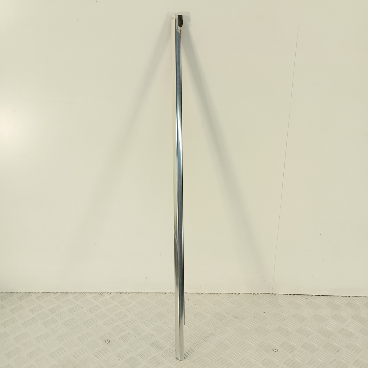 Guida Vetro Verticale Interna Porta Ant. SX Jaguar XF 2011 OEM 8X23-F21453-AE