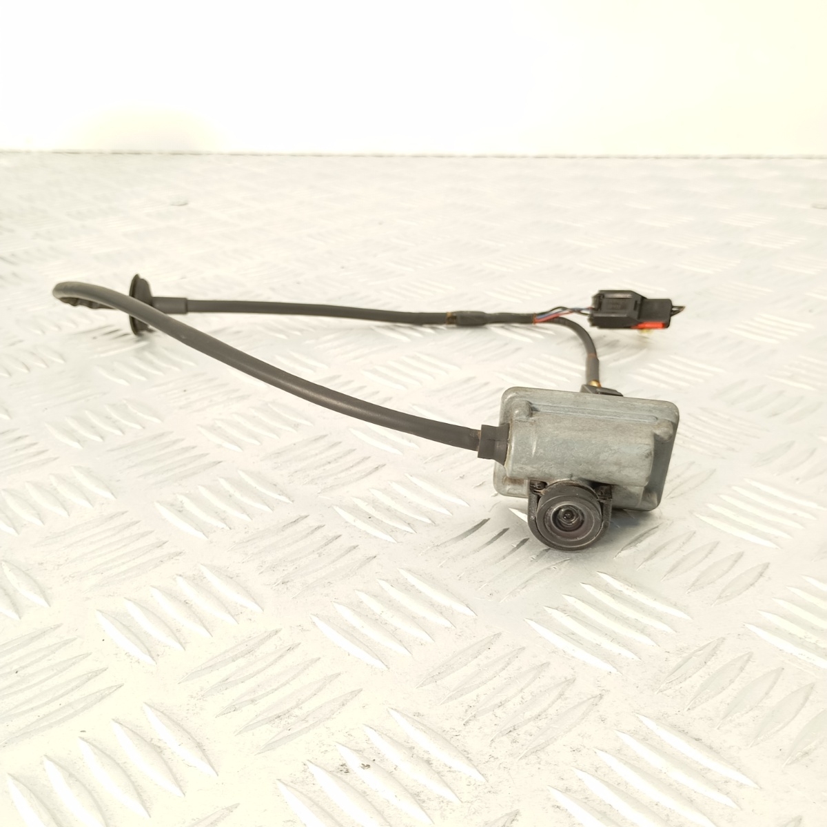 Videocamera Parcheggio XF OEM 8X23-19G490-AF Lente Grandangolare