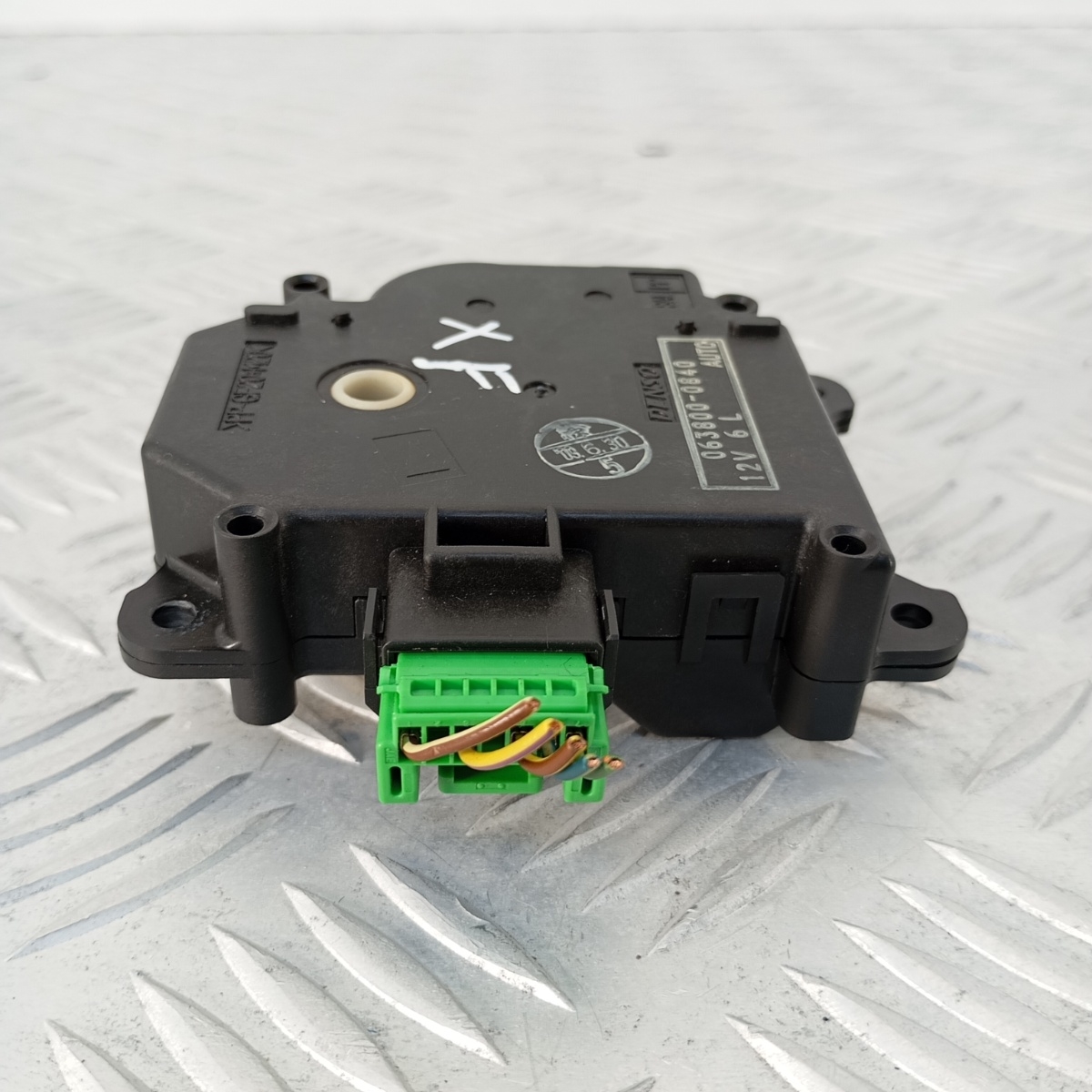 Attuatore Flap Jaguar XF X250 Clima OEM 063800-0840 Denso HVAC 12V Automatico - immagine 2