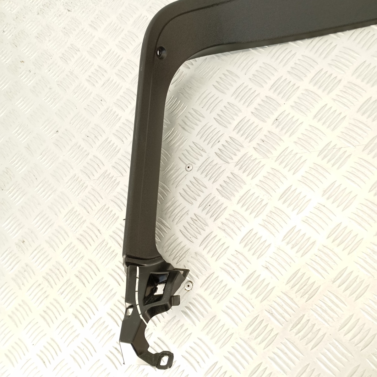 Rivestimento Portellone Bagagliaio Audi A1 GBA 2018–2024 Nero OEM 82A867973 - immagine 7