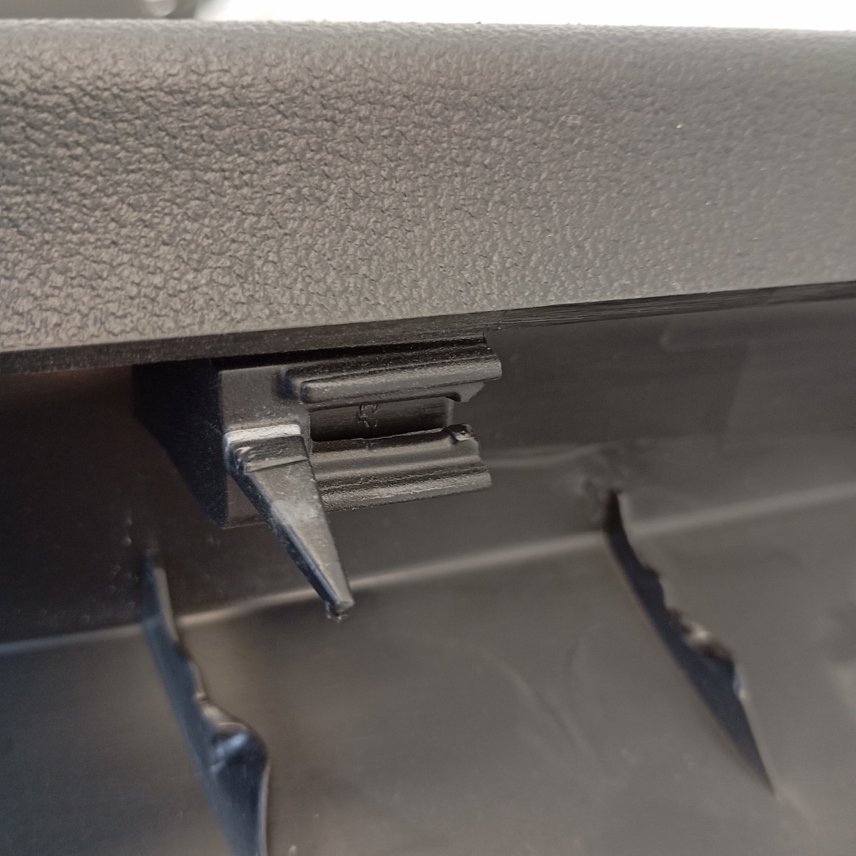 Rivestimento Portellone Bagagliaio Audi A1 GBA 2018–2024 Nero OEM 82A867973 - immagine 3