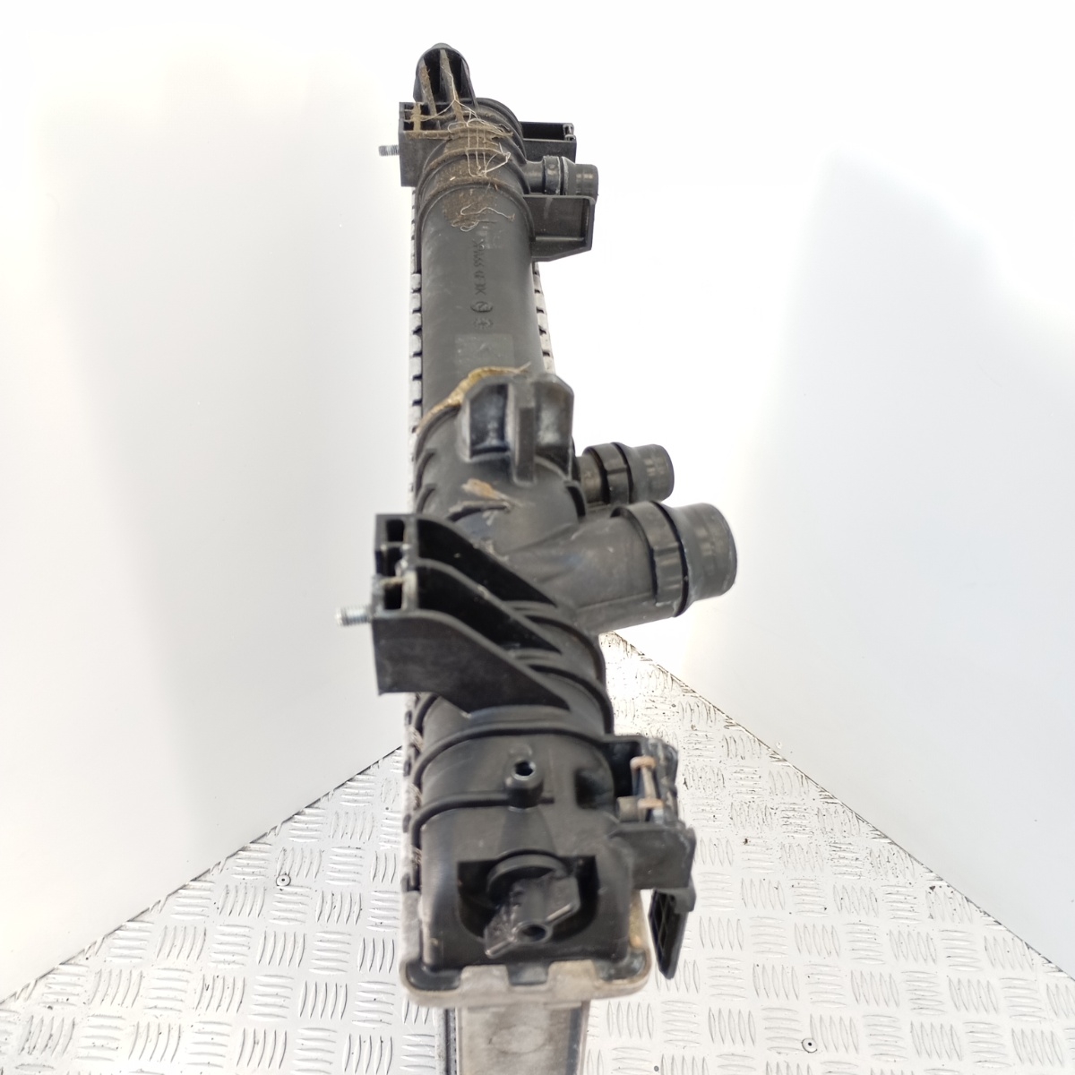Radiatore Acqua Jaguar XF 3.0D V6 Automatico X250 OEM Diesel - immagine 6