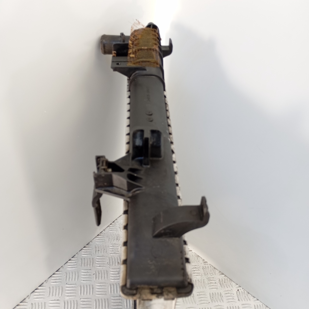 Radiatore Acqua Jaguar XF 3.0D V6 Automatico X250 OEM Diesel - immagine 8