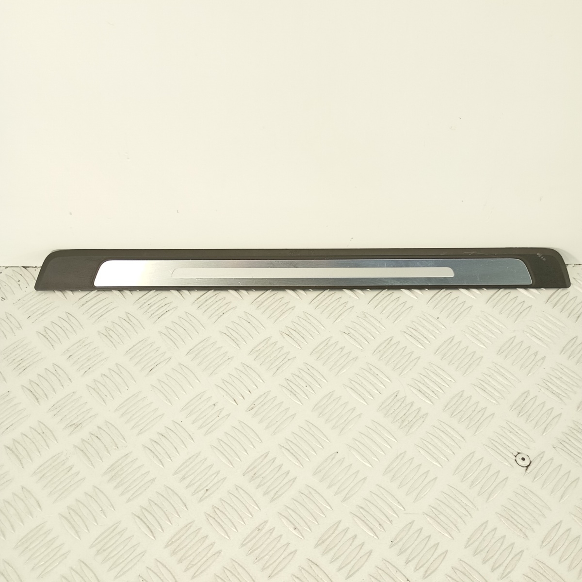 Battitacco Sinistro Audi A4 Allroad B9 2017–2024 OEM 8W0853373G