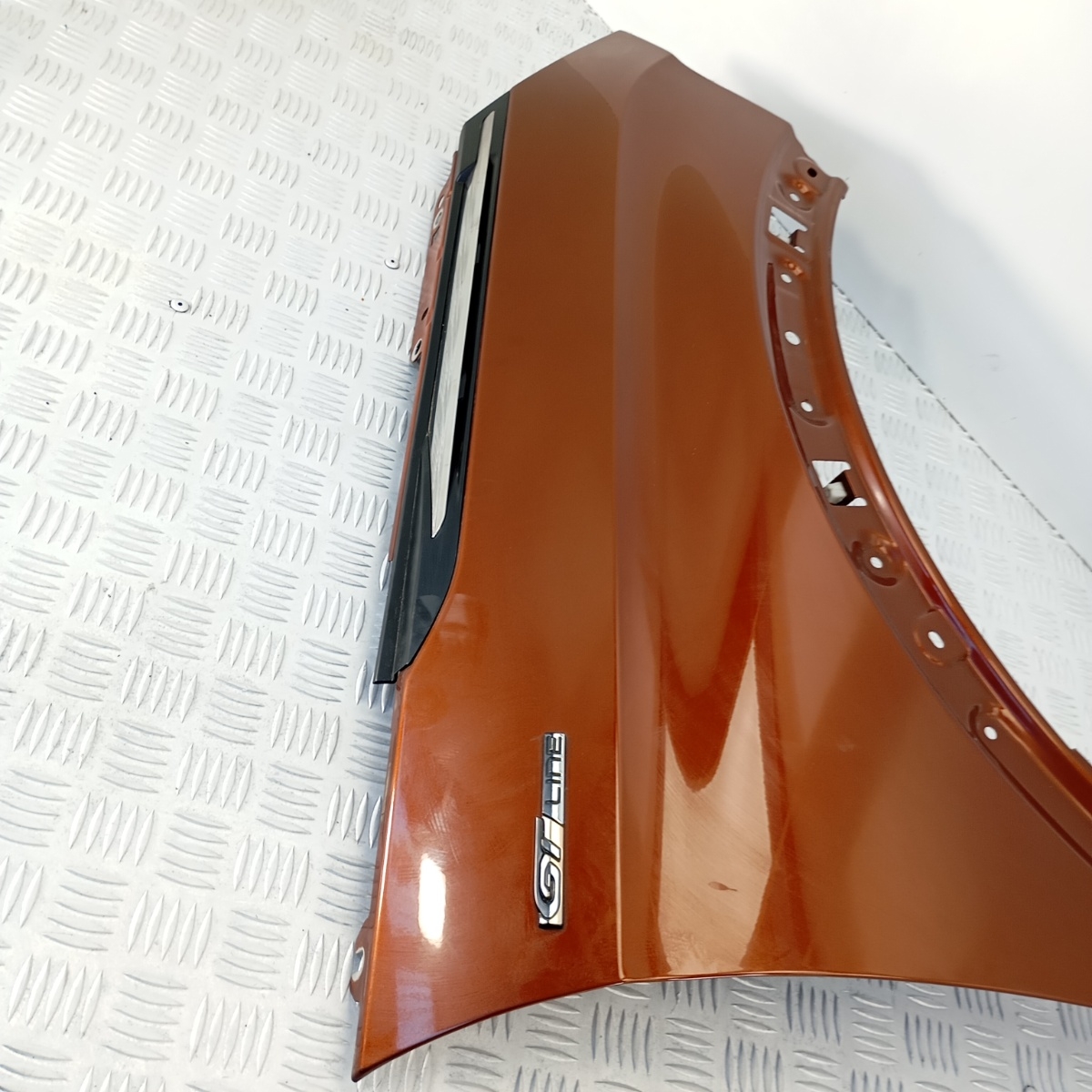 Parafango Anteriore Destro Peugeot 3008 GT Line Orange 091809DA01 - immagine 4