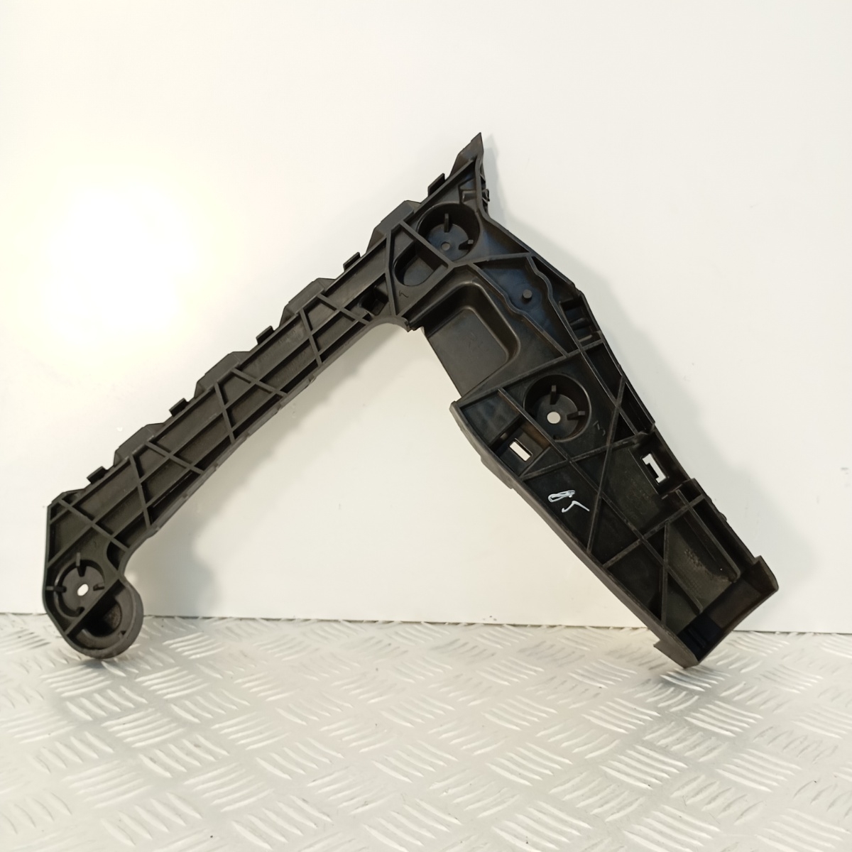 Supporto paraurti posteriore DX Audi A4 B9 Avant 2015–2022 OEM 8W9 807 454 C