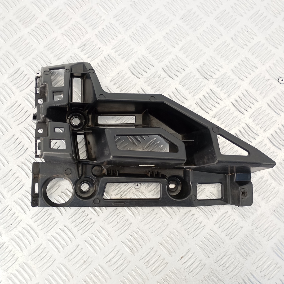 Staffa Supporto Paraurti Posteriore Destro Peugeot 3008 5008 SUV 9810591480