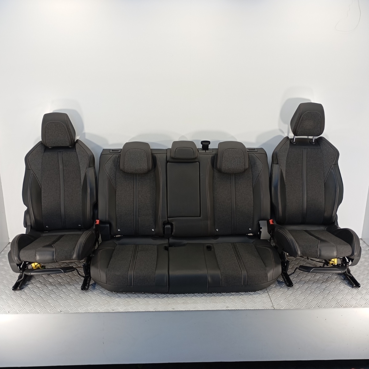 Set Sedili Completo Peugeot 3008 II 2016–2023 Allure GT Line OEM Tessuto - immagine 2